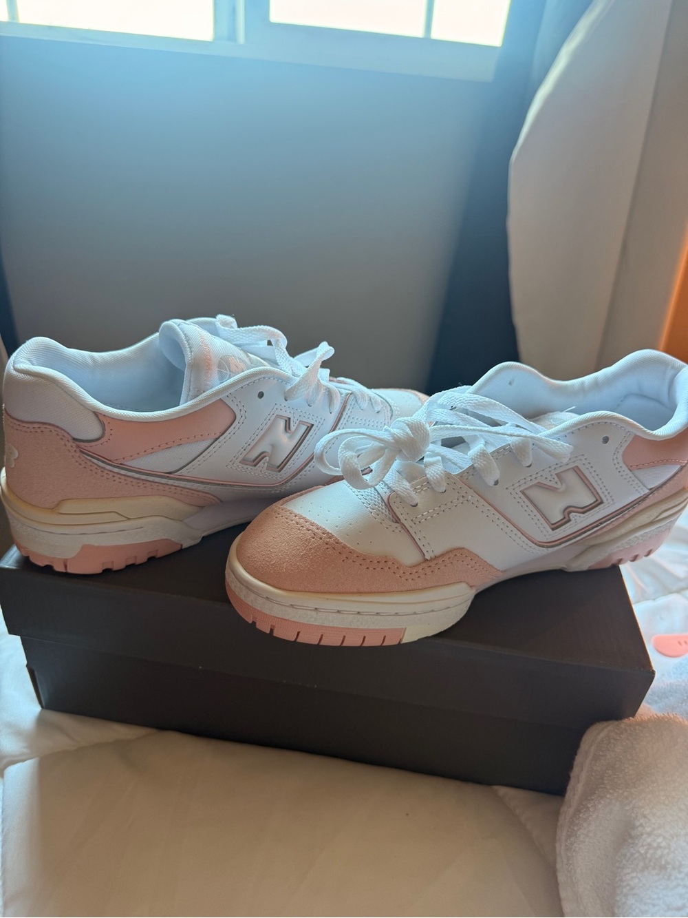 New Balance women’s 550 Sneakers